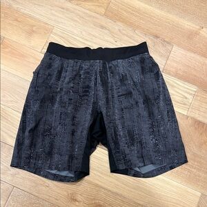 Lululemon Athletica Black the shorts Athletic 9‎ inch men’s large